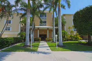 Breathtaking Harbor Front Punta Gorda Isles Condo