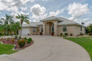 AMAZING LOCATION...Updated Waterfront Home Punta Gorda Isles AMAZING LOCATION...Updated Waterfront Home Punta Gorda Isles