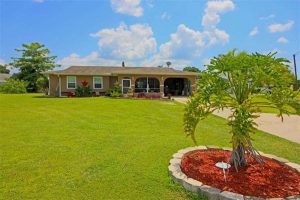 Beautiful Move-in Ready Port Charlotte Pool Home
